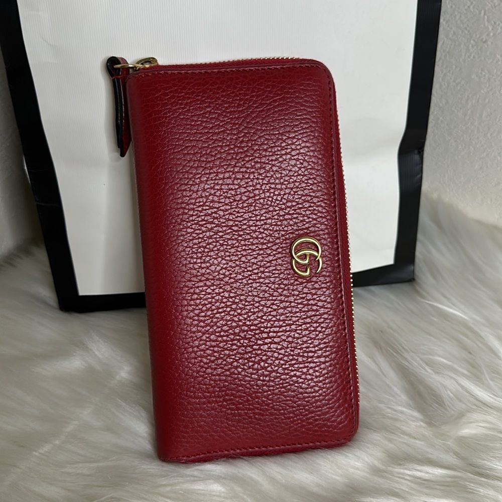 💯Authentic Gucci Marmont Zipped Around Long Wallet 🍀 - Picture 4 of 16